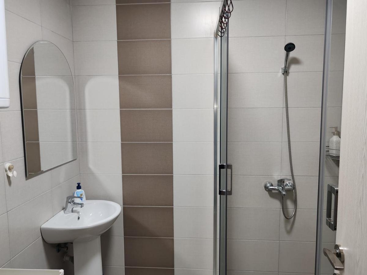 Central Modern Flat M&M Apartments Skopje Exterior photo
